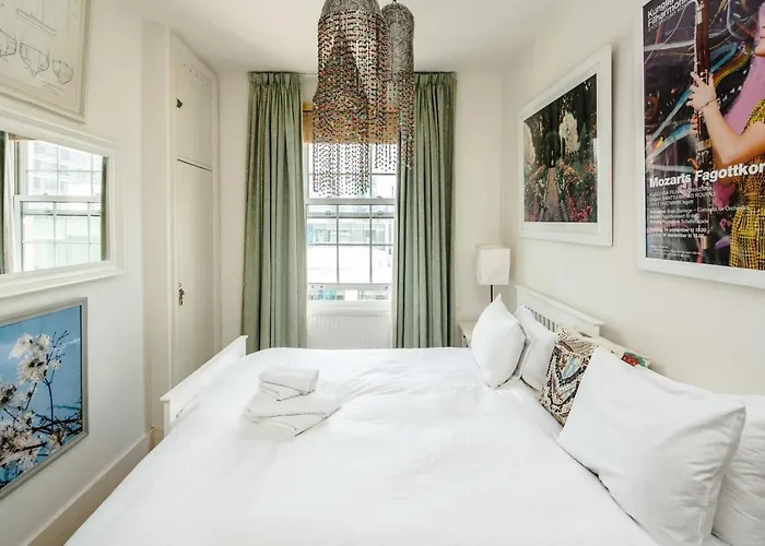 Stylish Central London Flat Near Tower Bridge
