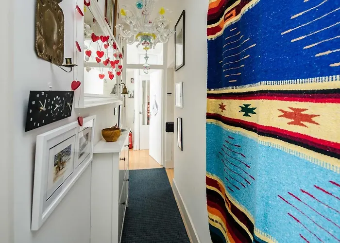 Stylish Central London Flat Near Tower Bridge