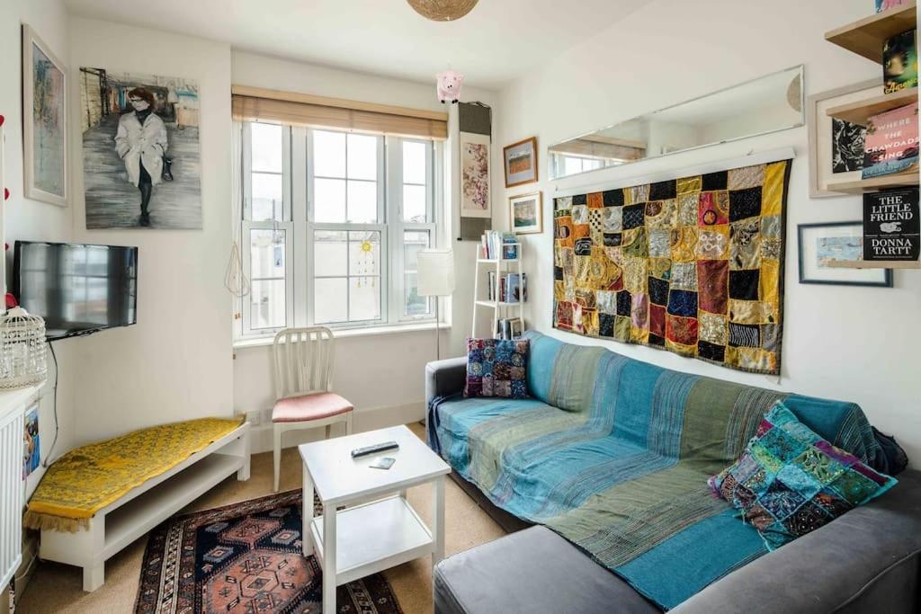 Stylish Flat Near Tower Bridge London